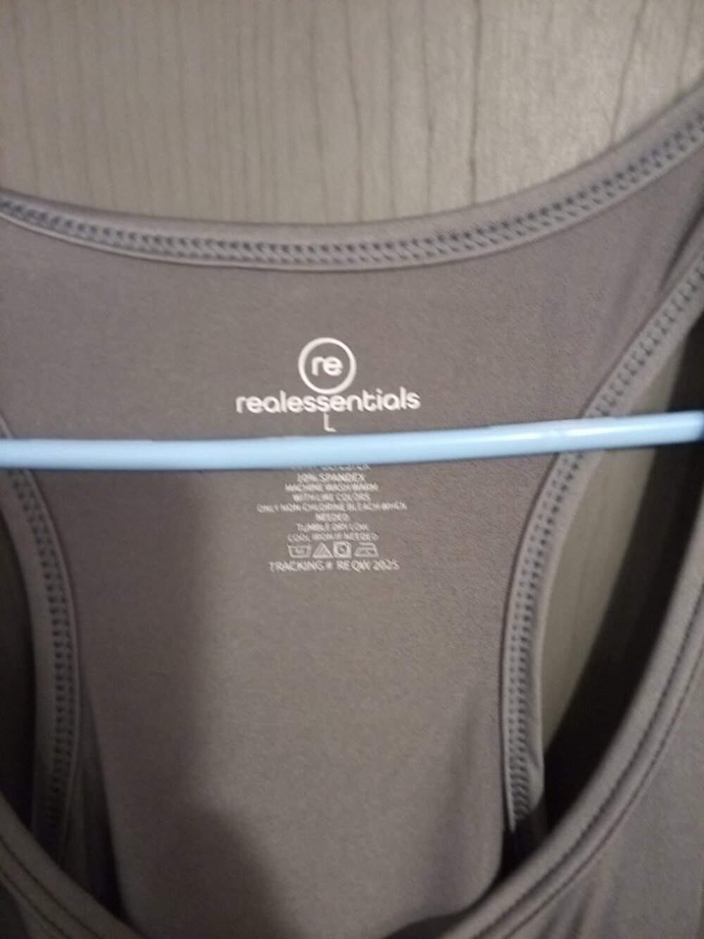 2 basic tanks size L - Picture 2 of 4